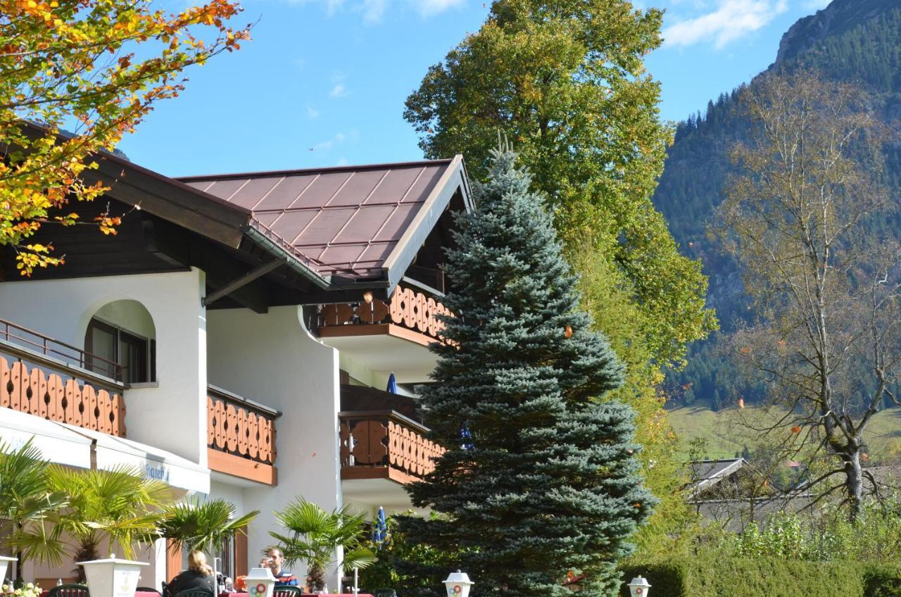 Hotel Cafe Fuggerhof オーベルストドルフ エクステリア 写真