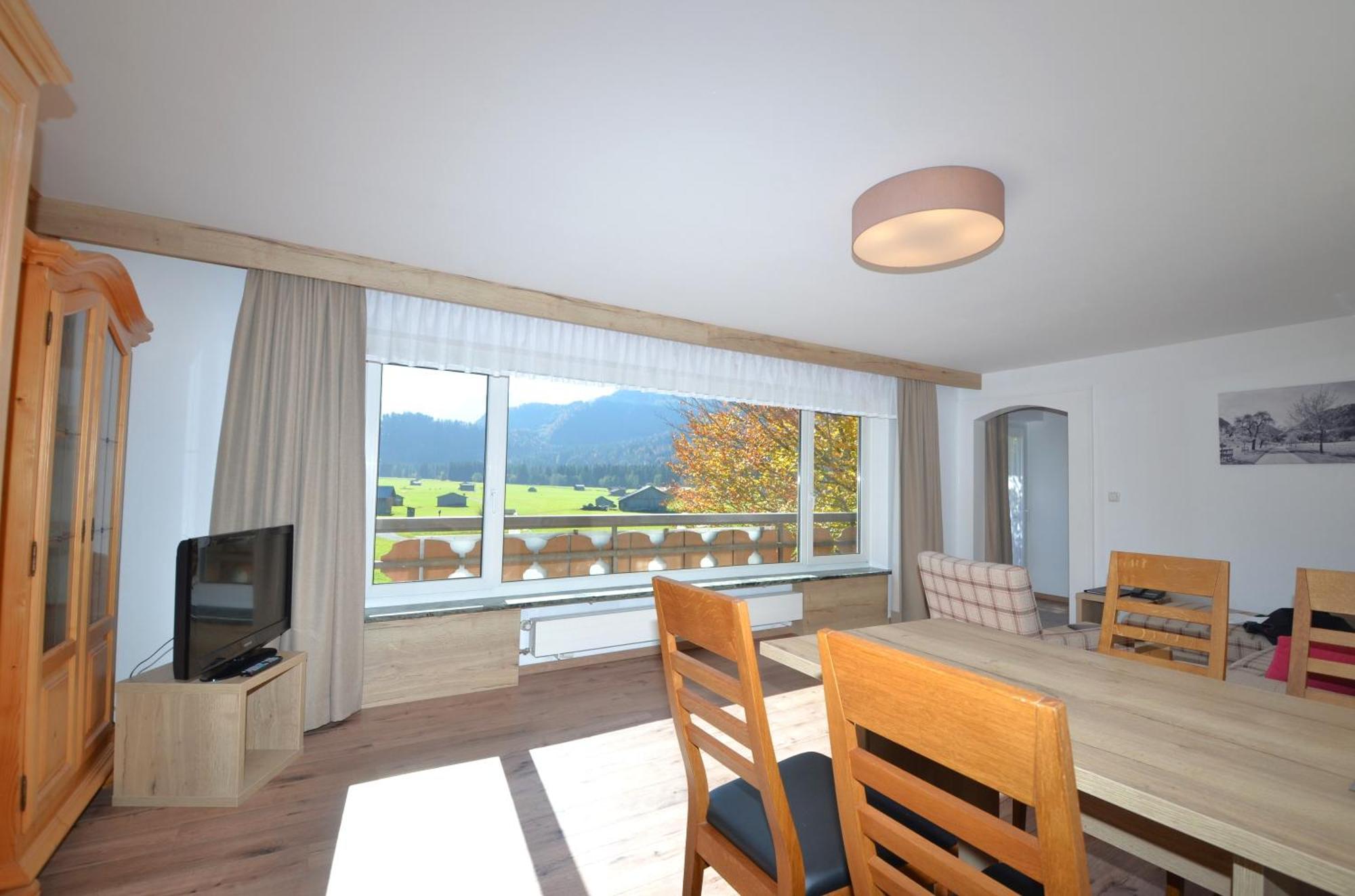 Hotel Cafe Fuggerhof オーベルストドルフ エクステリア 写真
