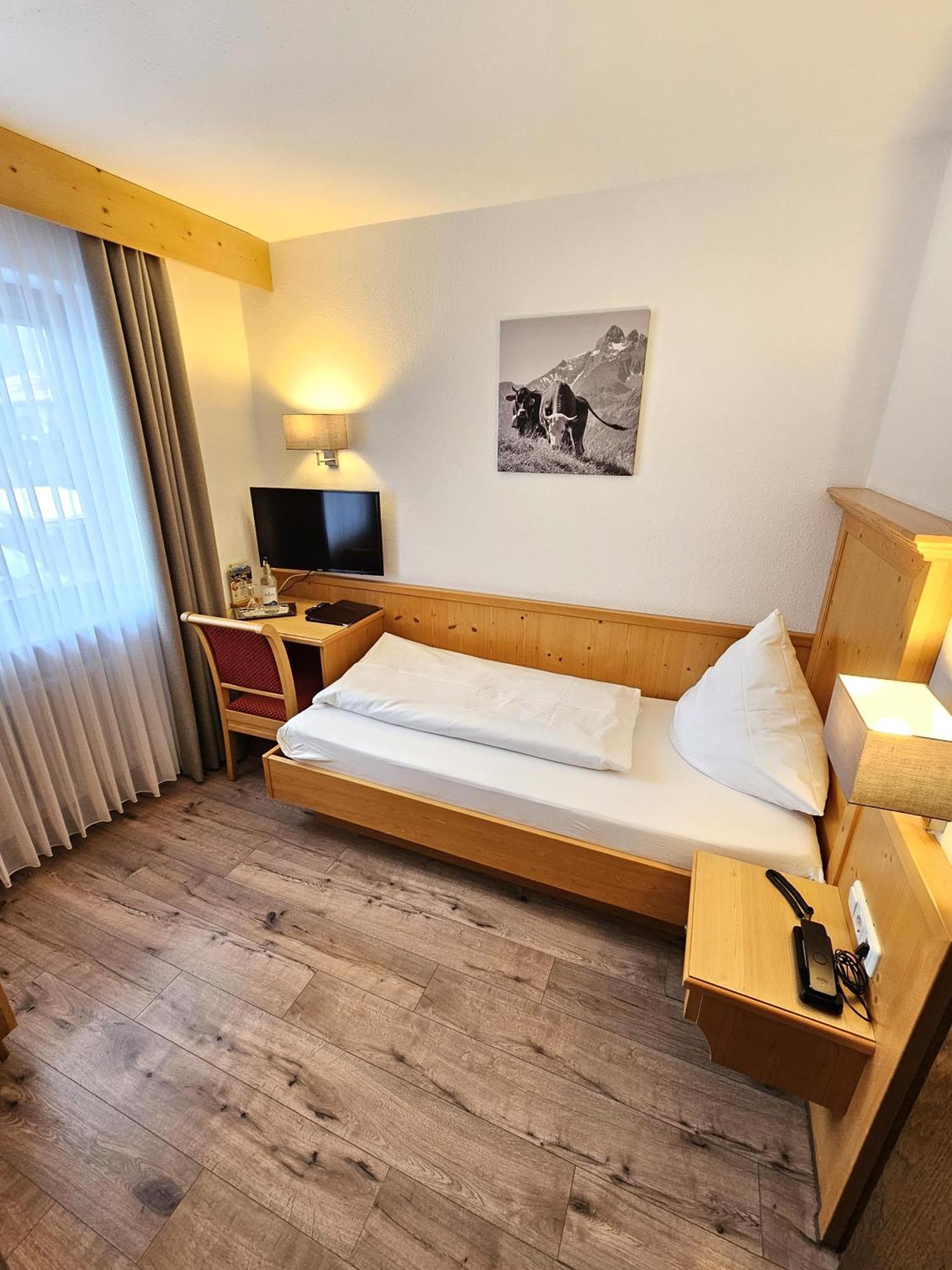 Hotel Cafe Fuggerhof オーベルストドルフ エクステリア 写真
